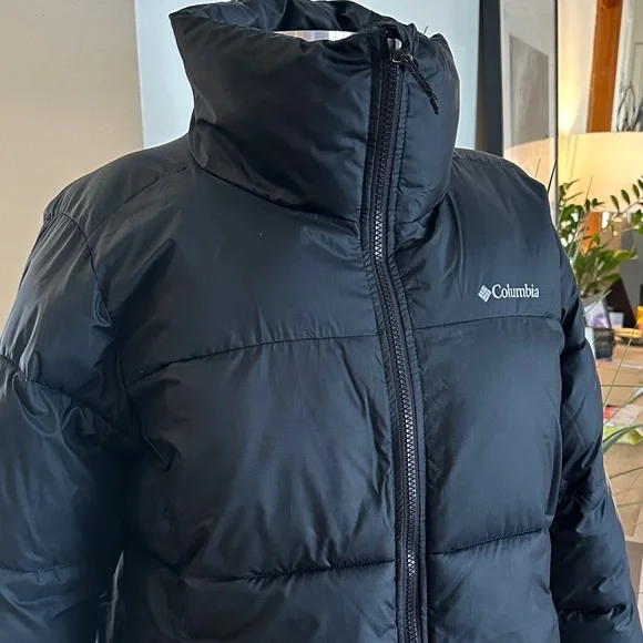 Like New - Columbia Midnight Black Puffer Jacket - Size L - Picture 3 of 13
